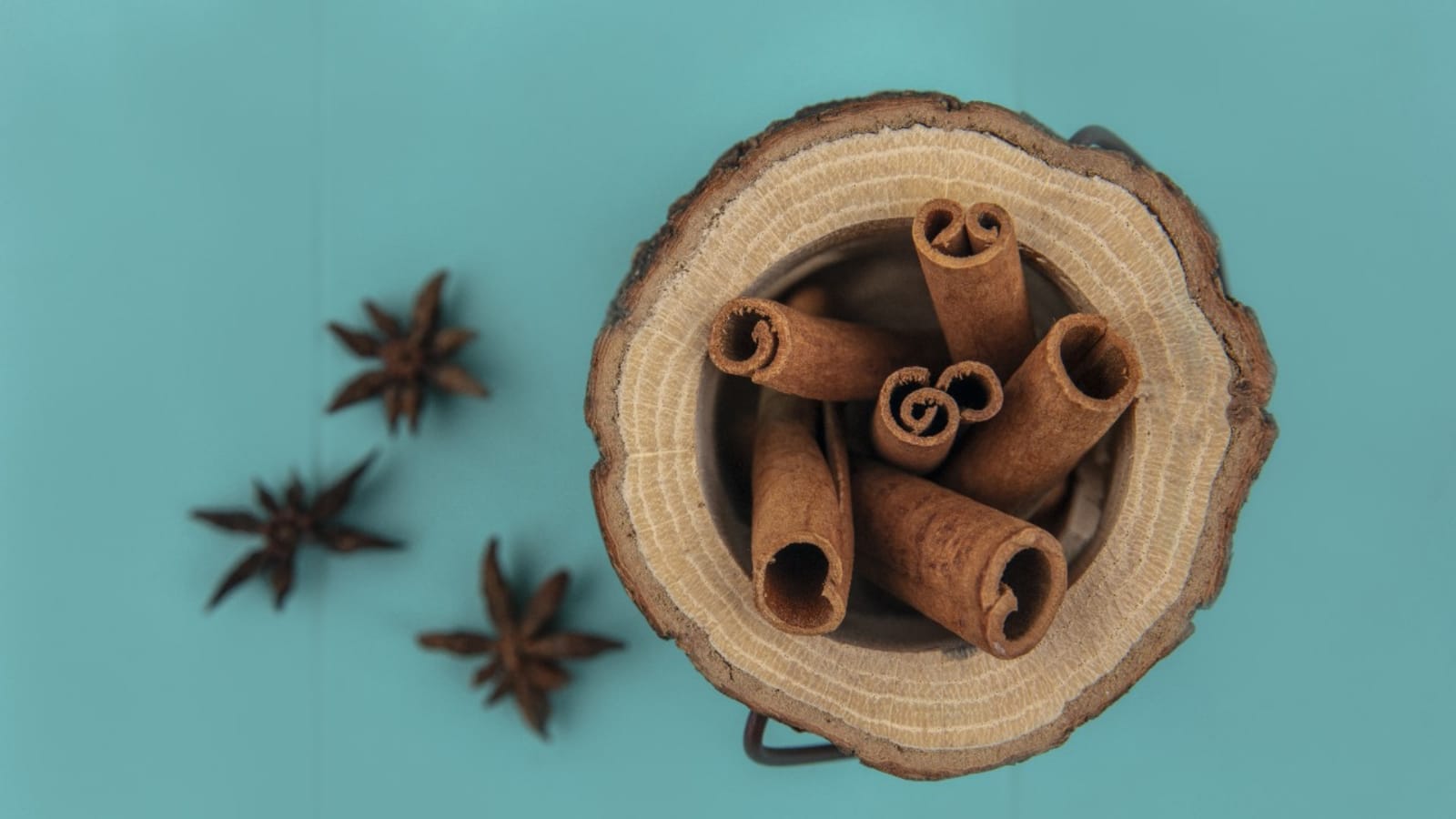 Is Cinnamon Poisonous to Cats?